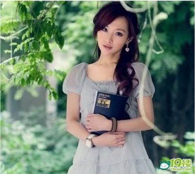 又黄又刺激一区二区三区_: 令人困惑的真相，是否隐藏着什么秘密？