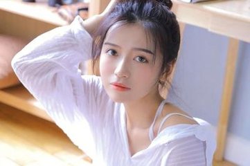 男同被 到爽 流网站隐_: 流行趋势背后的原因，是否让人感到困惑？